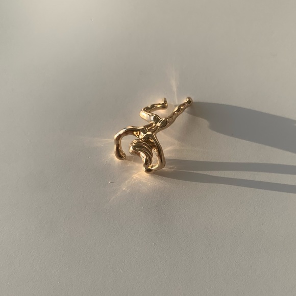 1PC Gold  Color Figure Shaped Earrings Ear Clip - Picture 5 of 7